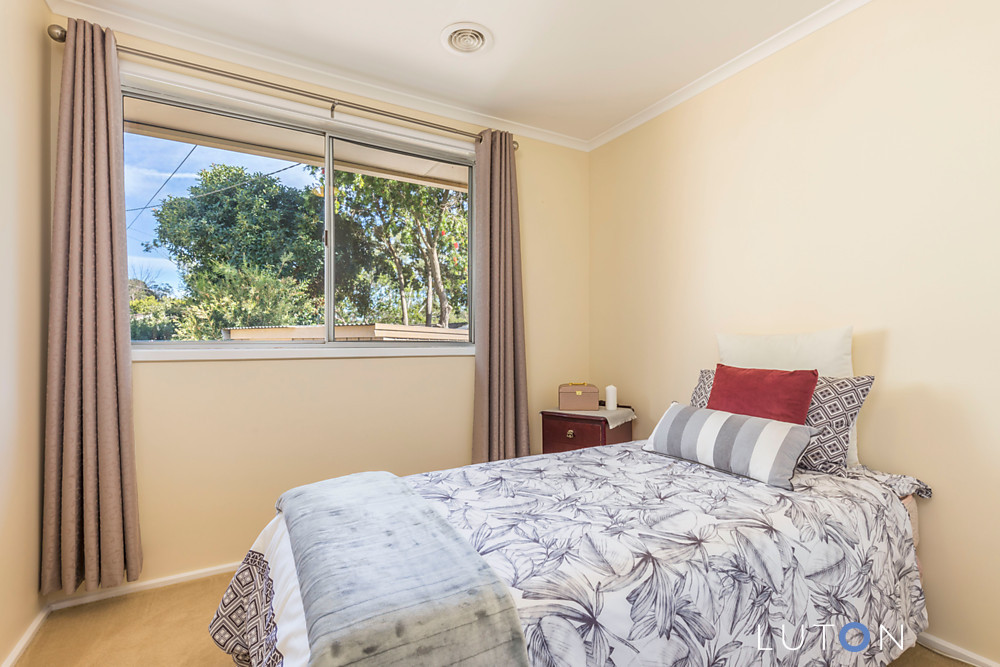 Bedroom With Light