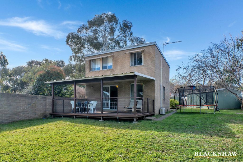 14 Jenner Court, Wanniassa ACT 2903
