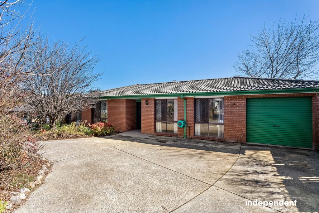17 Feint Street, Conder ACT 2906