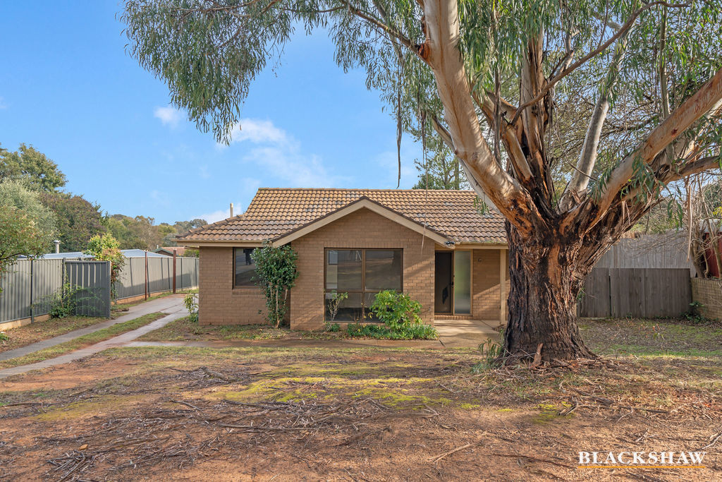 6 Fawsitt Place, Florey ACT 2615