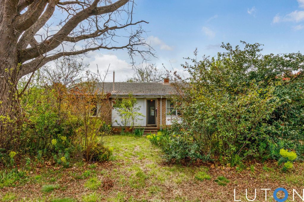 11 Burn Street, Downer ACT 2602