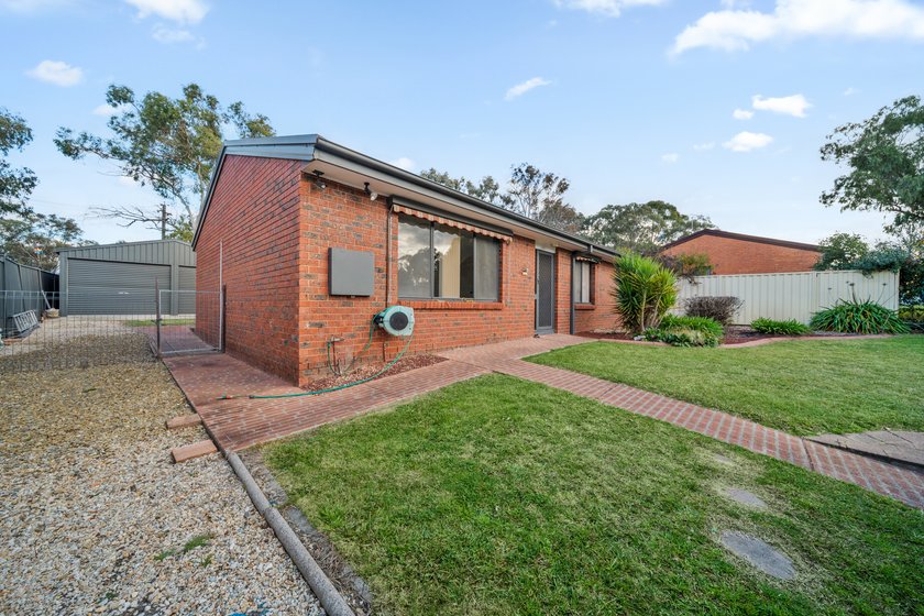 14 Skertchly Place, Florey ACT 2615
